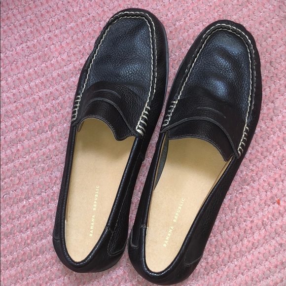 Banana Republic Other - BANANA REPUBLIC LOAFERS